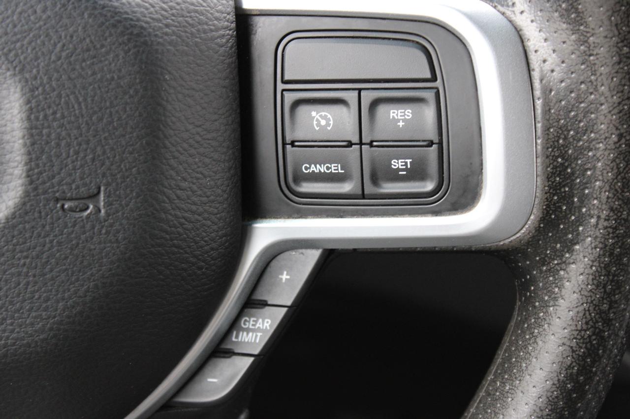 2019 RAM 2500 Big Horn Crew Cab 4WD Hemi 6.4L Photo