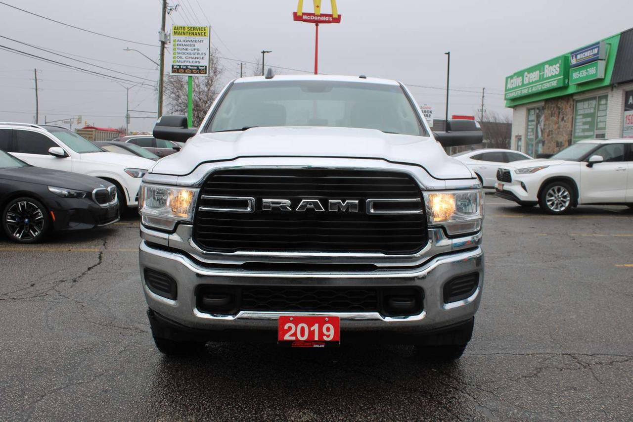 2019 RAM 2500 Big Horn Crew Cab 4WD Hemi 6.4L Photo5