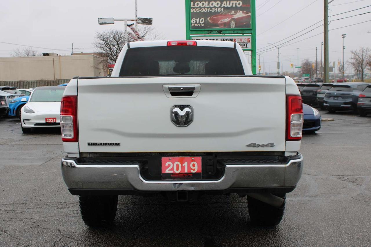 2019 RAM 2500 Big Horn Crew Cab 4WD Hemi 6.4L Photo
