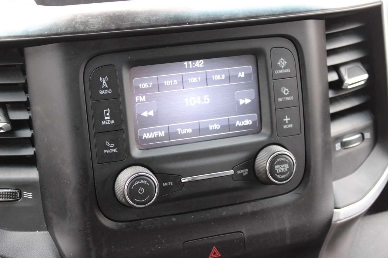 2019 RAM 2500 Big Horn Crew Cab 4WD Hemi 6.4L Photo