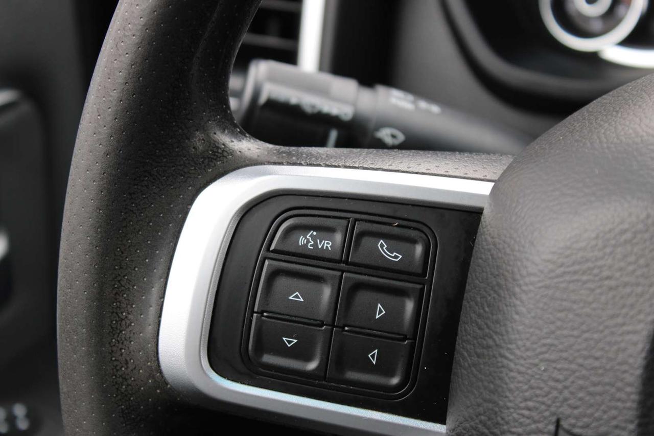 2019 RAM 2500 Big Horn Crew Cab 4WD Hemi 6.4L Photo