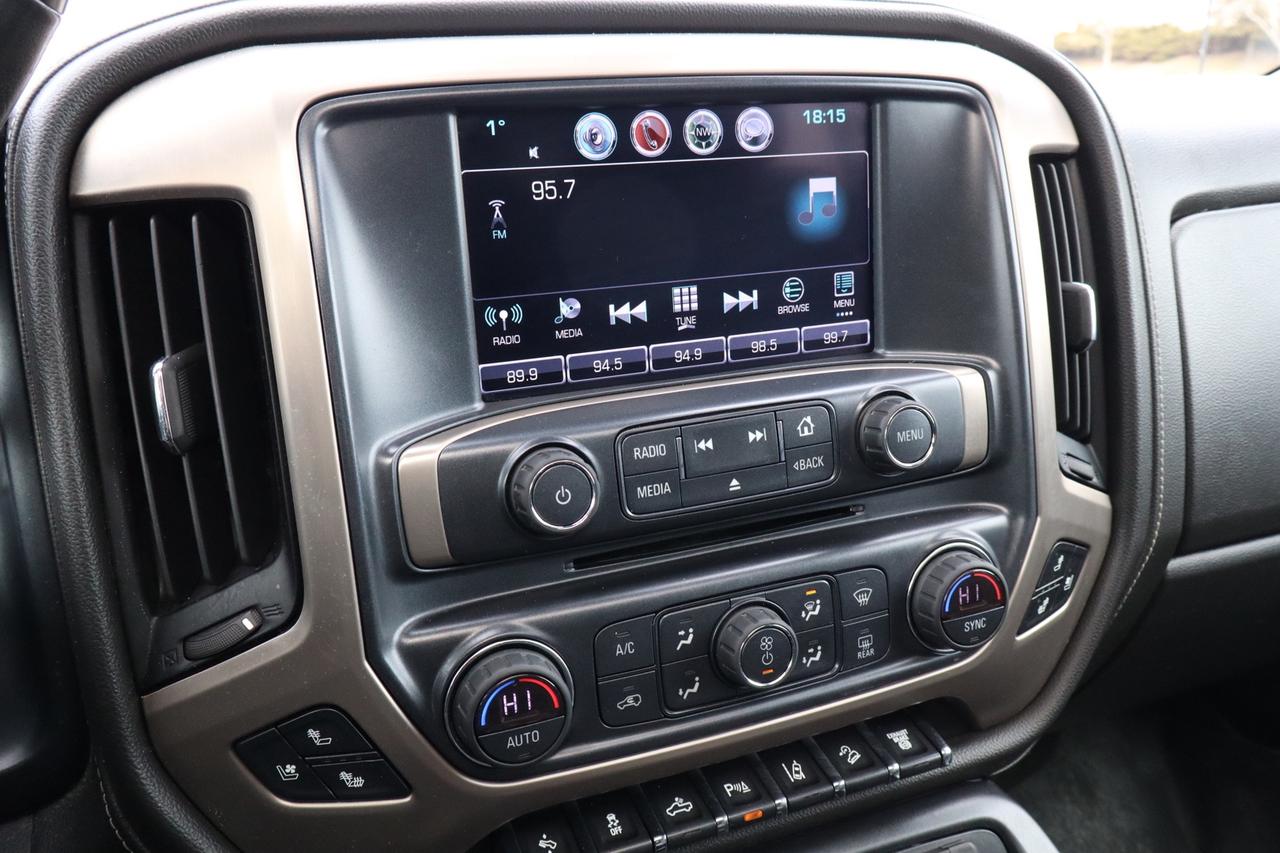 2018 GMC SIERRA 2500HD Denali Crew Cab 4WD Diesel Duramax Photo