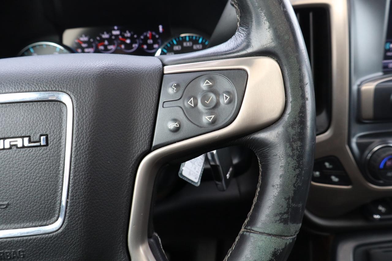 2018 GMC SIERRA 2500HD Denali Crew Cab 4WD Diesel Duramax Photo