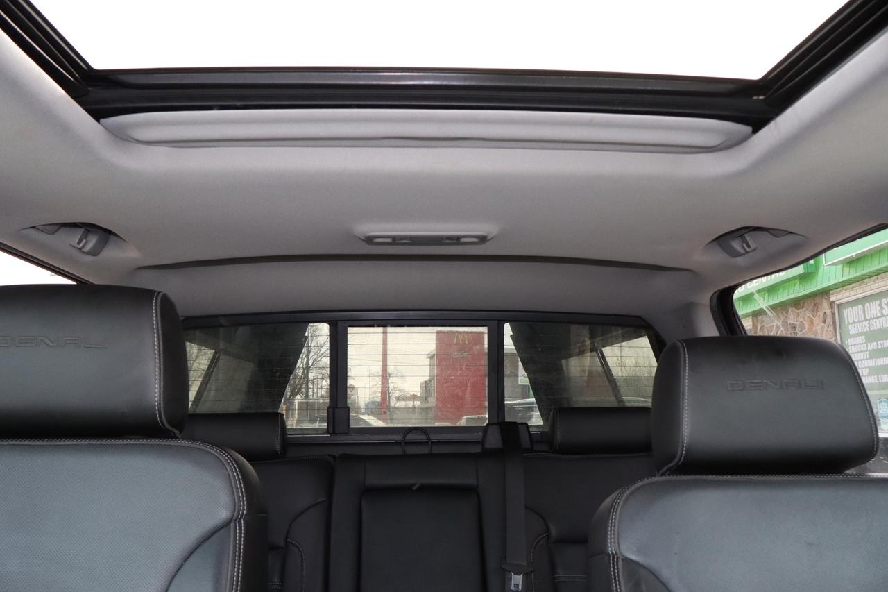 2018 GMC SIERRA 2500HD Denali Crew Cab 4WD Diesel Duramax Photo