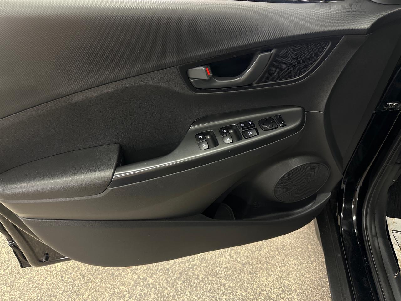 2023 Hyundai KONA 2.0L Preferred 4dr All-Wheel Drive Photo