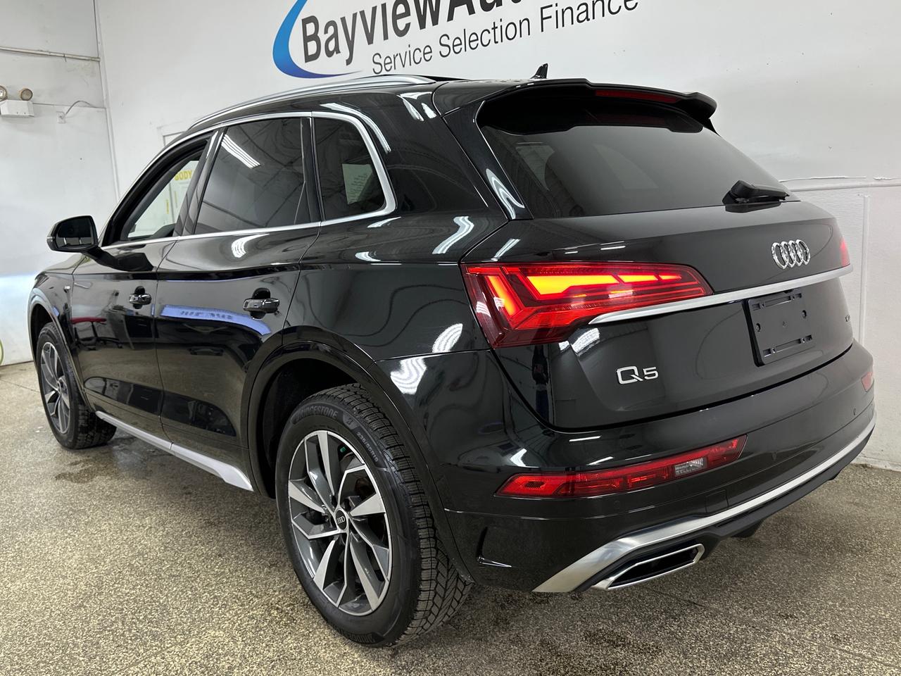 2022 Audi Q5 45 Technik 4dr All-Wheel Drive quattro Sport Utility Photo