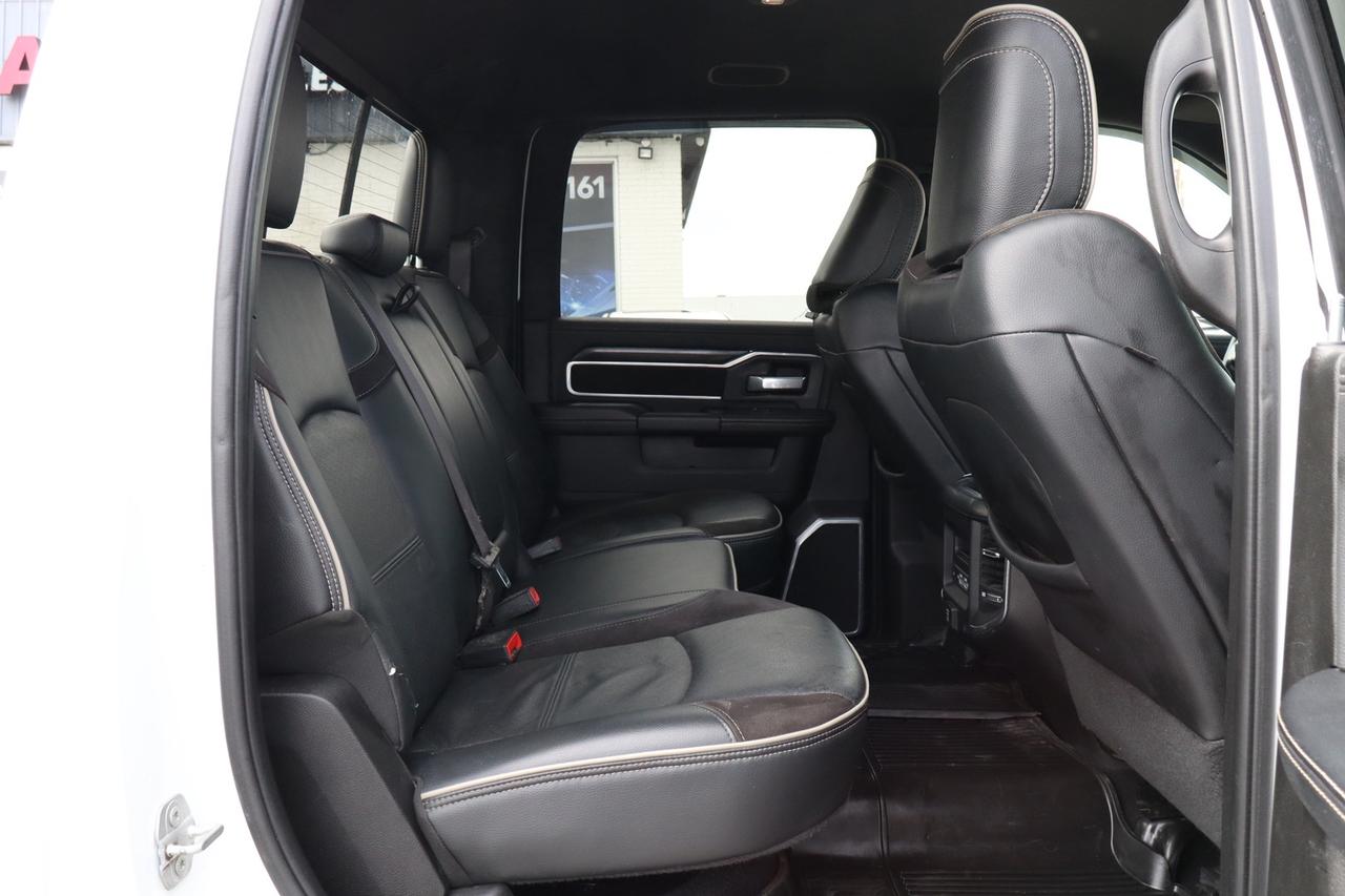 2022 RAM 3500 Laramie Crew Cab 4WD Cummins Diesel 6.7L Level 2 Photo