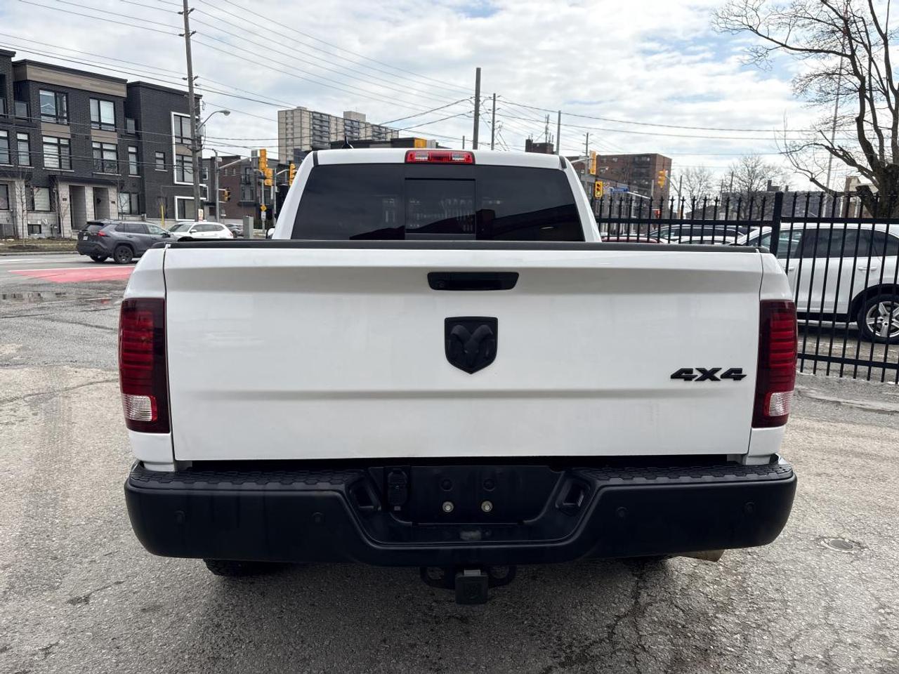 2022 RAM 1500 Classic Warlock All Terrain PKG/Luxury PKG/Tech PKG Photo