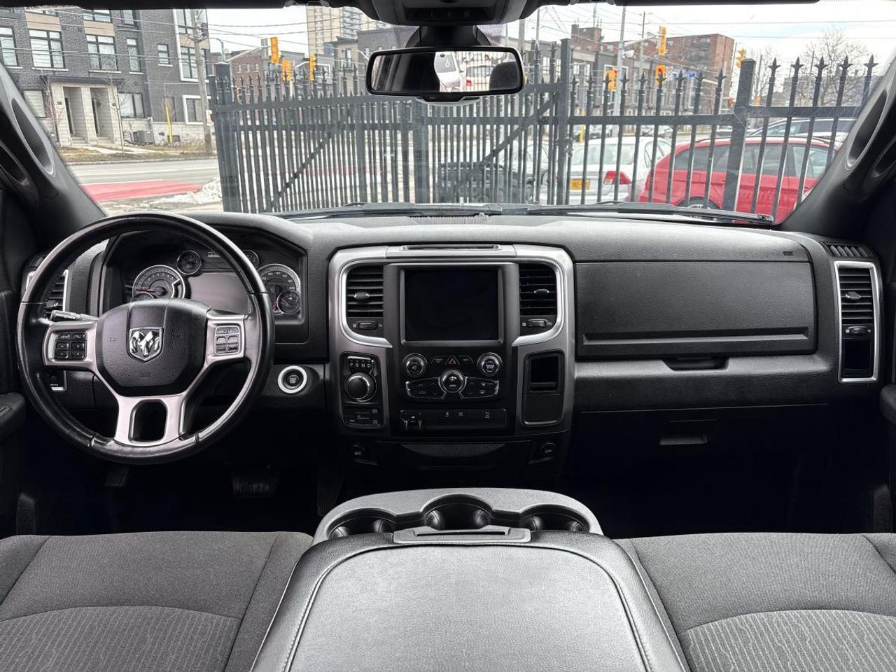 2022 RAM 1500 Classic Warlock All Terrain PKG/Luxury PKG/Tech PKG Photo