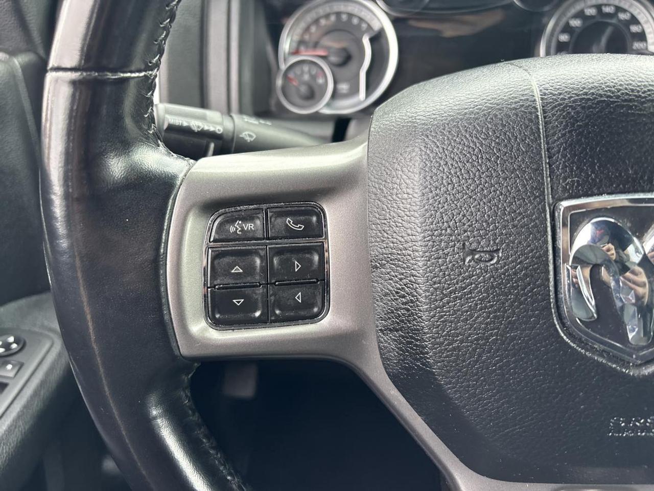 2022 RAM 1500 Classic Warlock All Terrain PKG/Luxury PKG/Tech PKG Photo