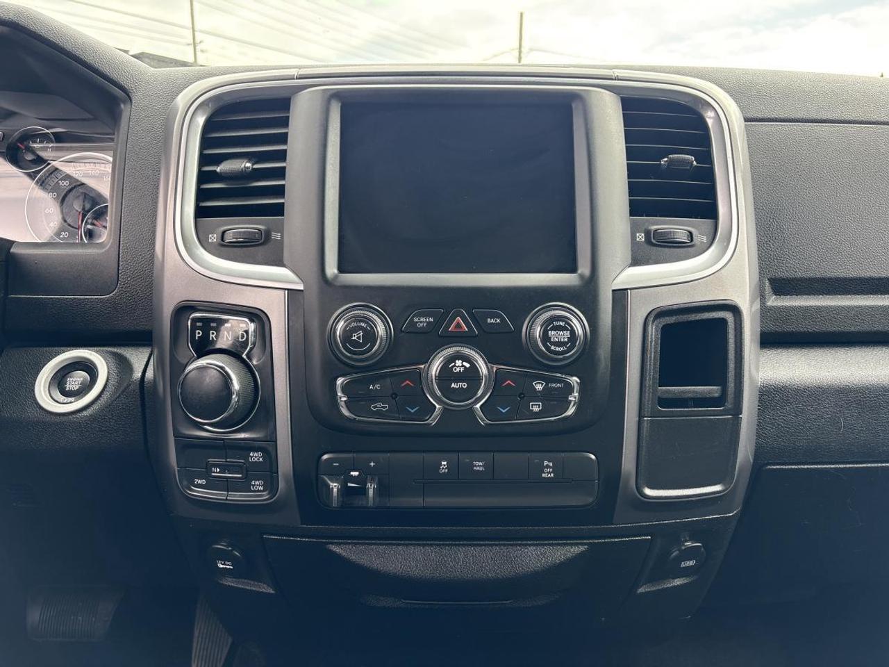 2022 RAM 1500 Classic Warlock All Terrain PKG/Luxury PKG/Tech PKG Photo