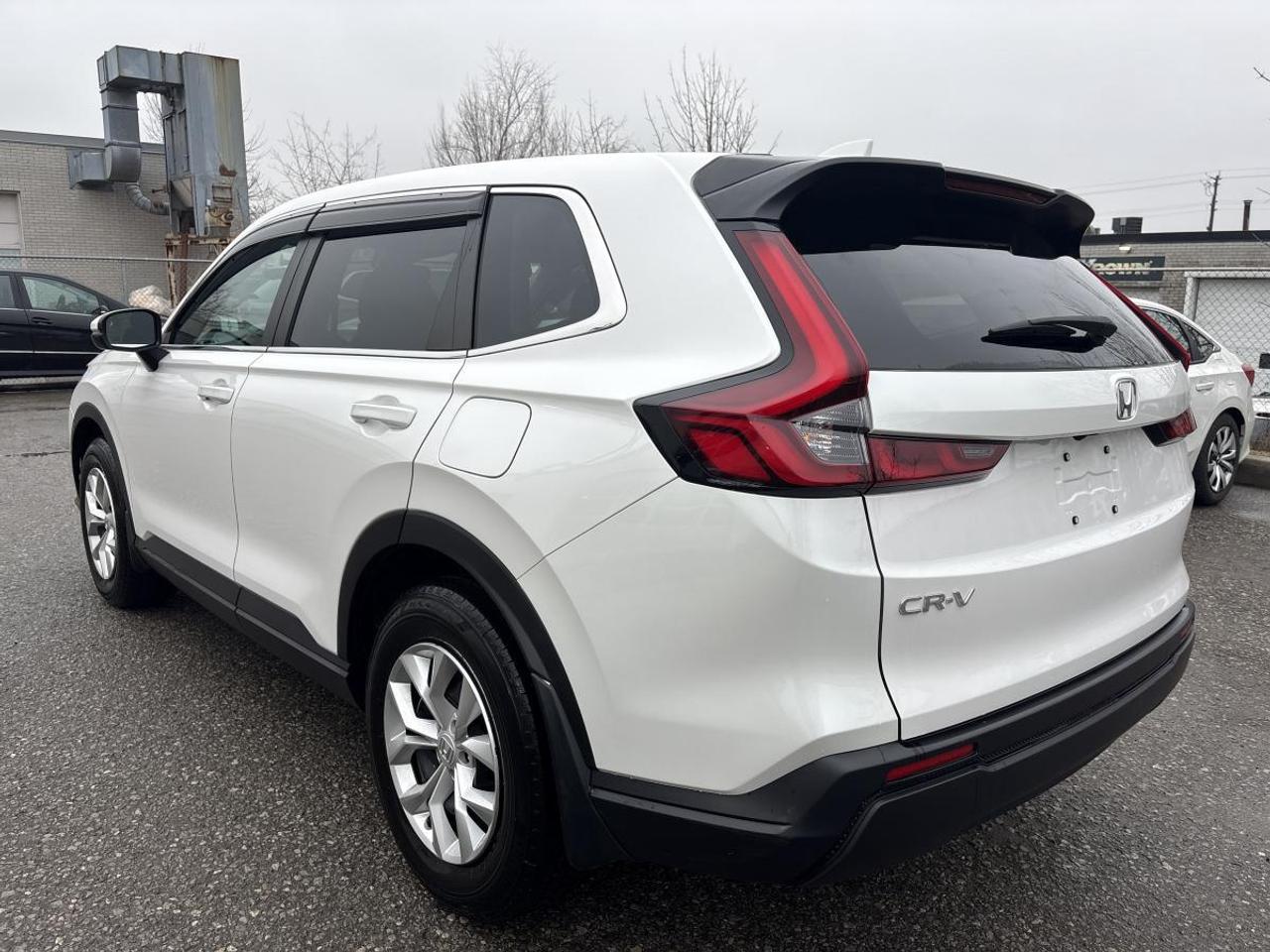 2025 Honda CR-V LX Honda Certified With 7YRS/160K Warranty Photo3