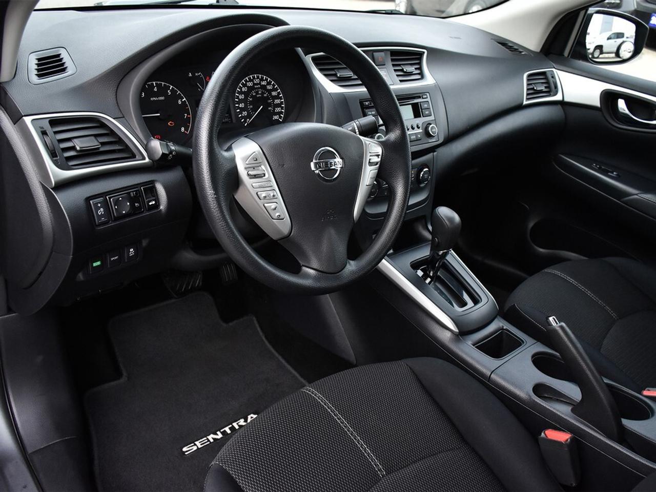 2016 Nissan Sentra S ~Power Windows + Locks ~A/C ~ONLY 106,000 KM! Photo