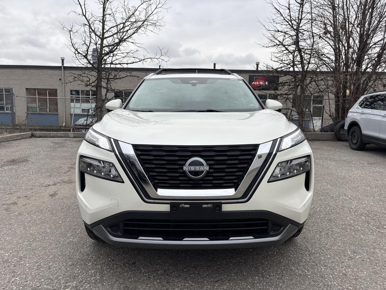 2023 Nissan Rogue SL Photo