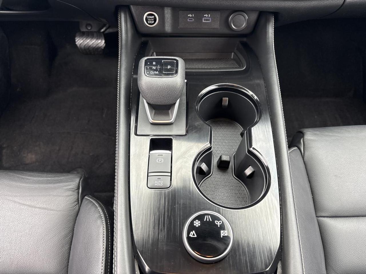 2023 Nissan Rogue SL Photo