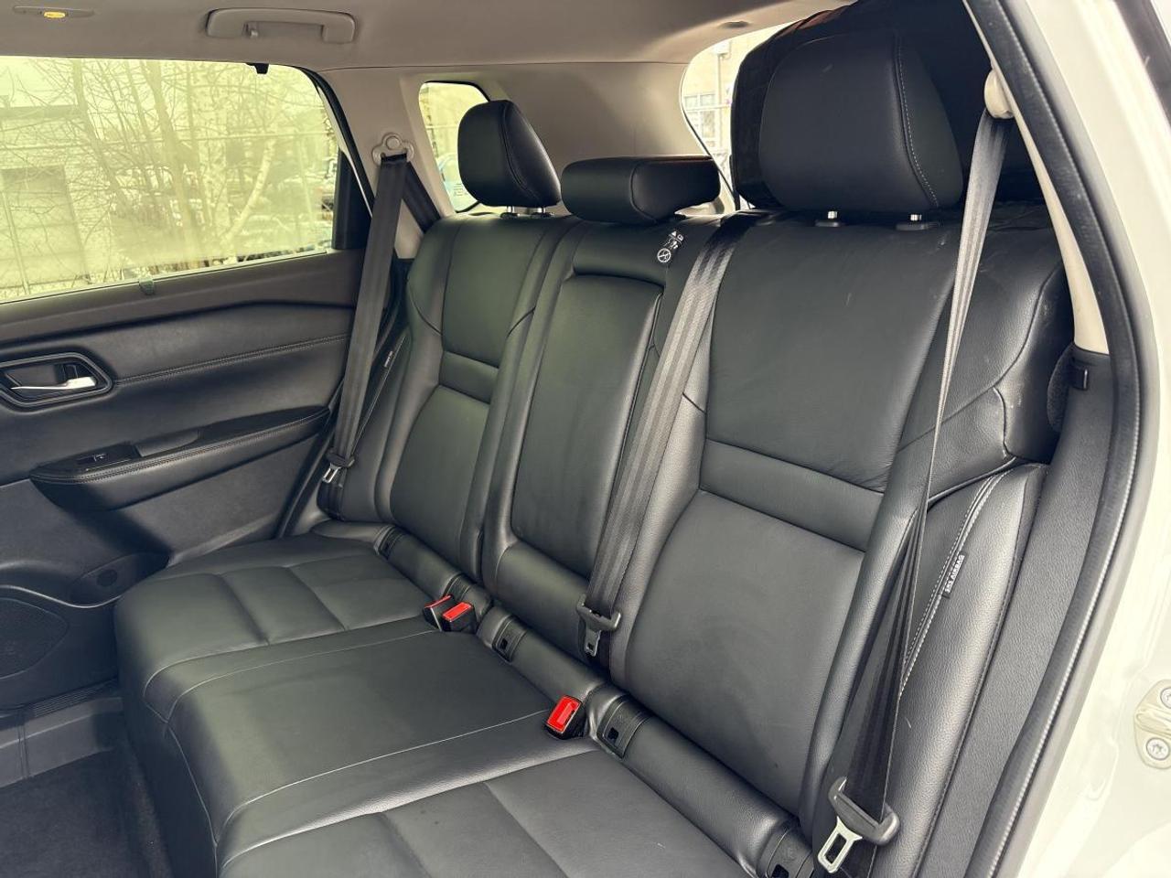 2023 Nissan Rogue SL Photo