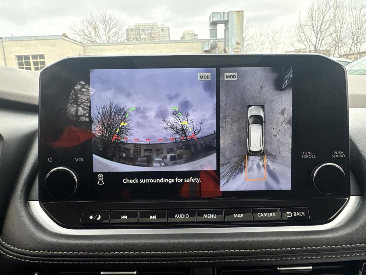 2023 Nissan Rogue SL Photo