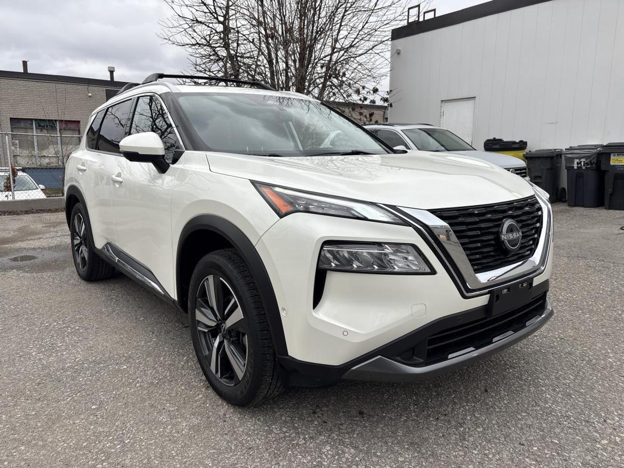 2023 Nissan Rogue SL Photo