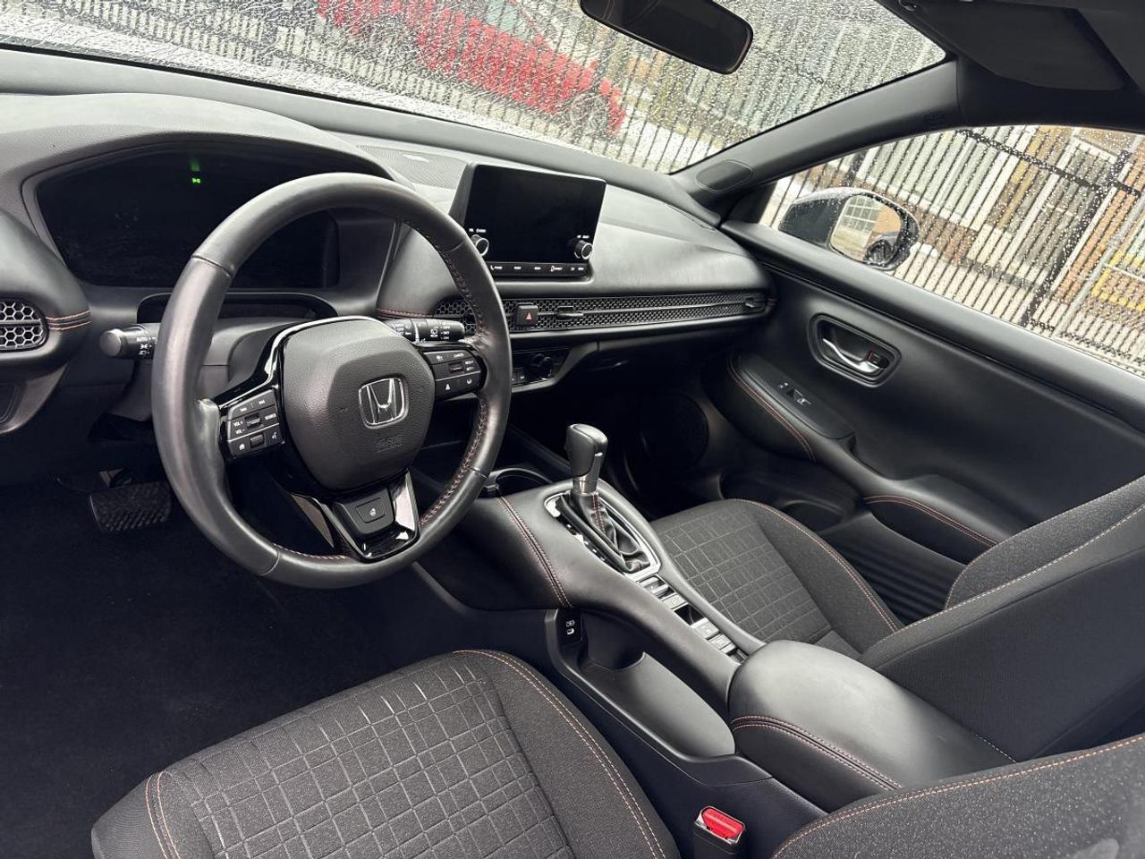 2024 Honda HR-V Sport-B Honda Certified With 7YR/160K Warranty Photo