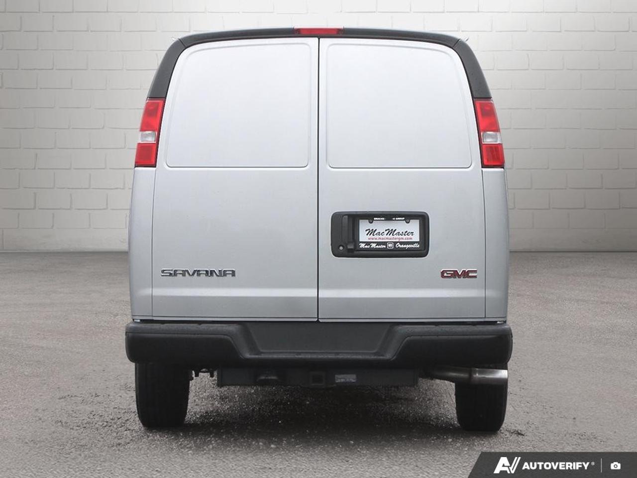 2026 GMC Savana Cargo Van 2500 Regular Wheelbase Rear-Wheel Drive Photo