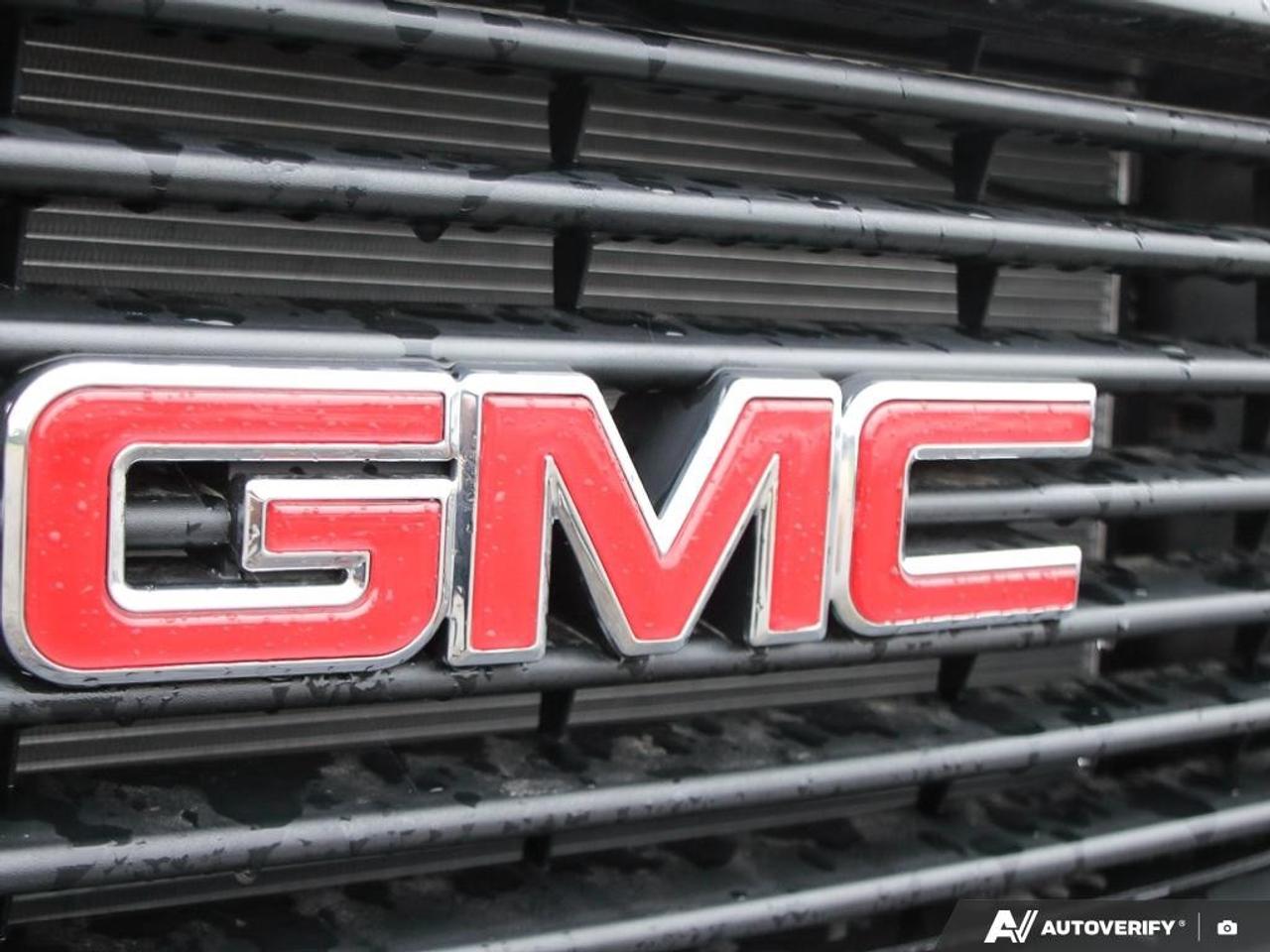 2026 GMC Savana Cargo Van 2500 Regular Wheelbase Rear-Wheel Drive Photo