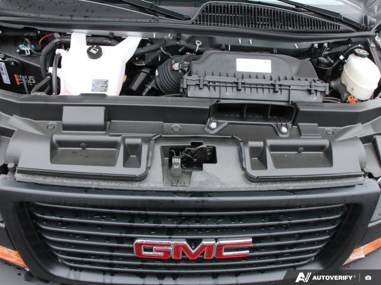 2026 GMC Savana Cargo Van 2500 Regular Wheelbase Rear-Wheel Drive Photo