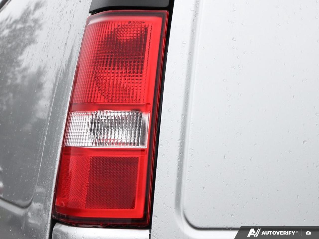 2026 GMC Savana Cargo Van 2500 Regular Wheelbase Rear-Wheel Drive Photo