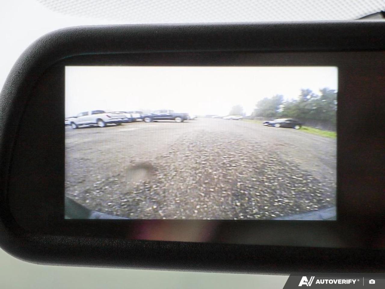 2026 GMC Savana Cargo Van 2500 Regular Wheelbase Rear-Wheel Drive Photo