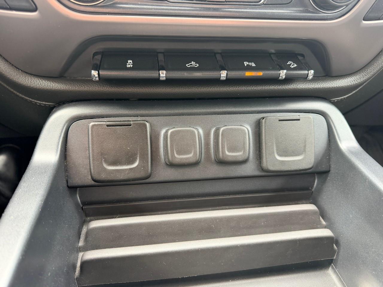 2016 GMC Sierra 1500 4WD DOUBLE CAB STANDARD BOX SLE Photo