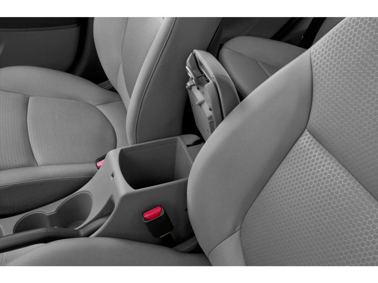 2015 Hyundai Accent GLS (A6) 4dr Hatchback Photo