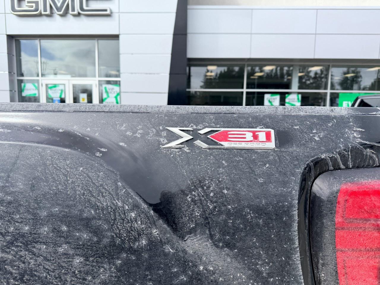 2024 GMC SIERRA 2500HD 4WD Crew Cab Standard Box SLE Photo