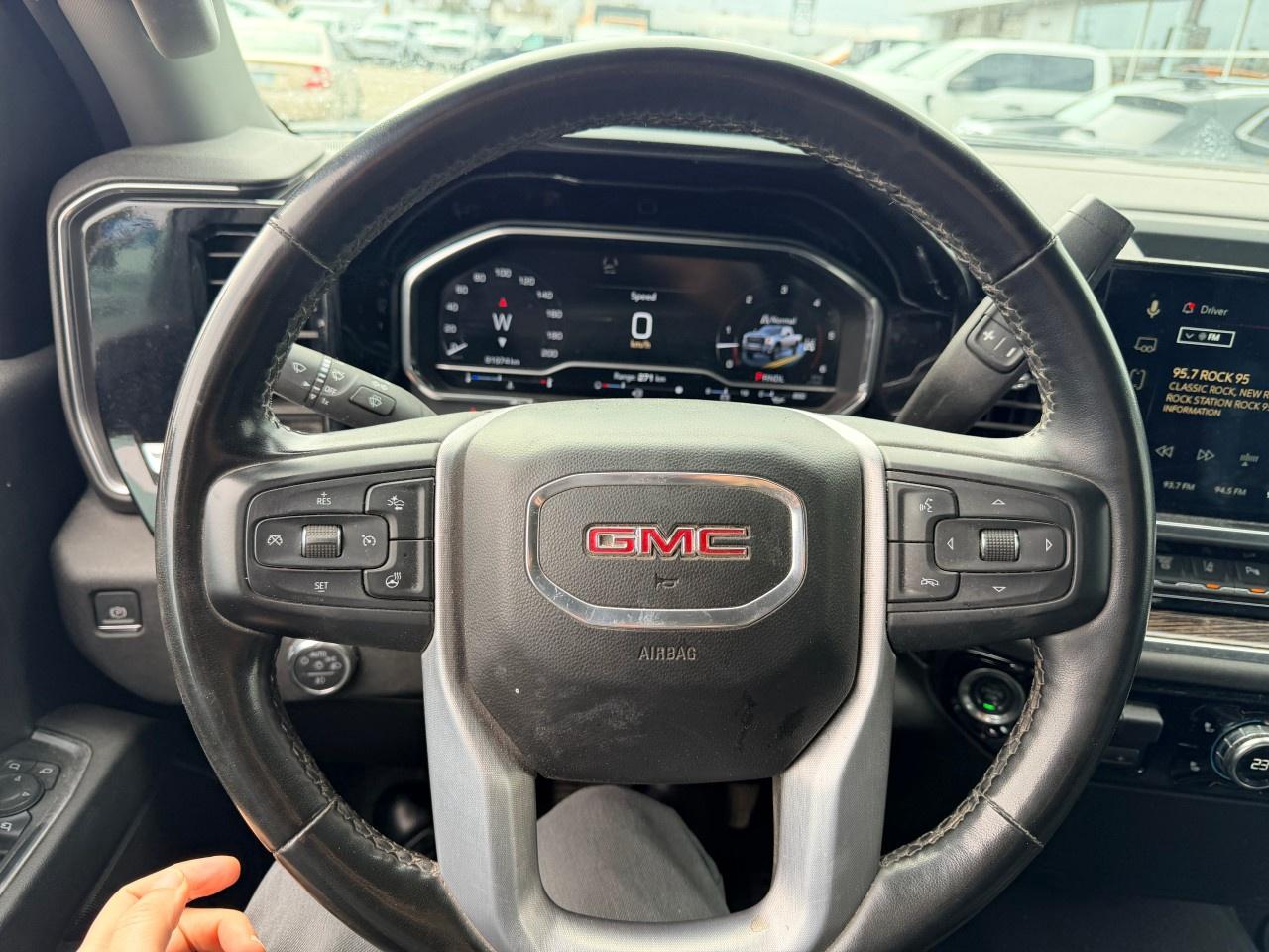 2024 GMC SIERRA 2500HD 4WD Crew Cab Standard Box SLE Photo