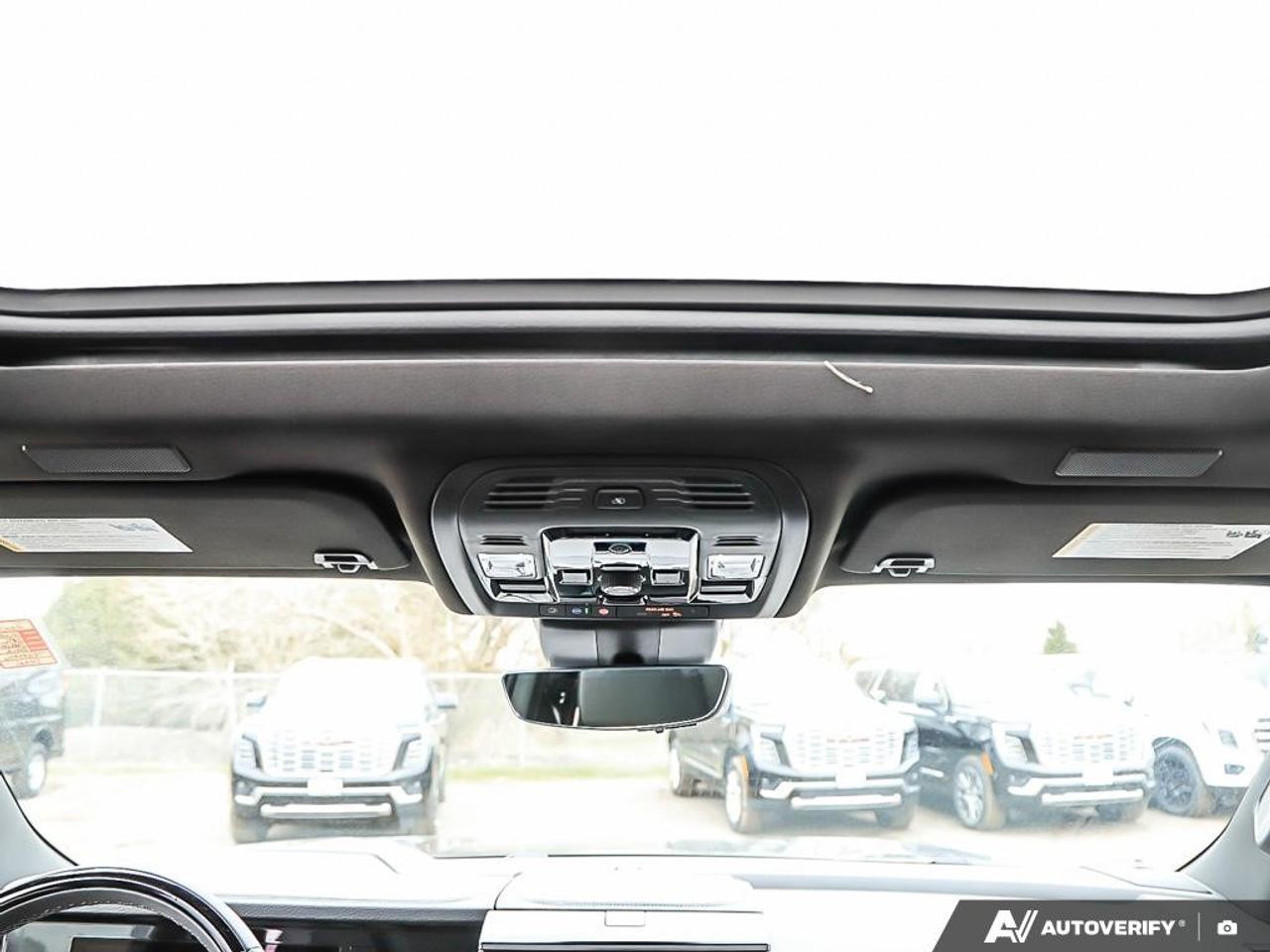 2026 GMC Yukon XL 4WD 4DR DENALI Photo