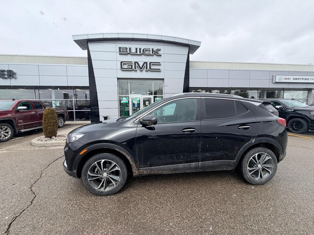 2021 Buick Encore GX Select AWD Photo2