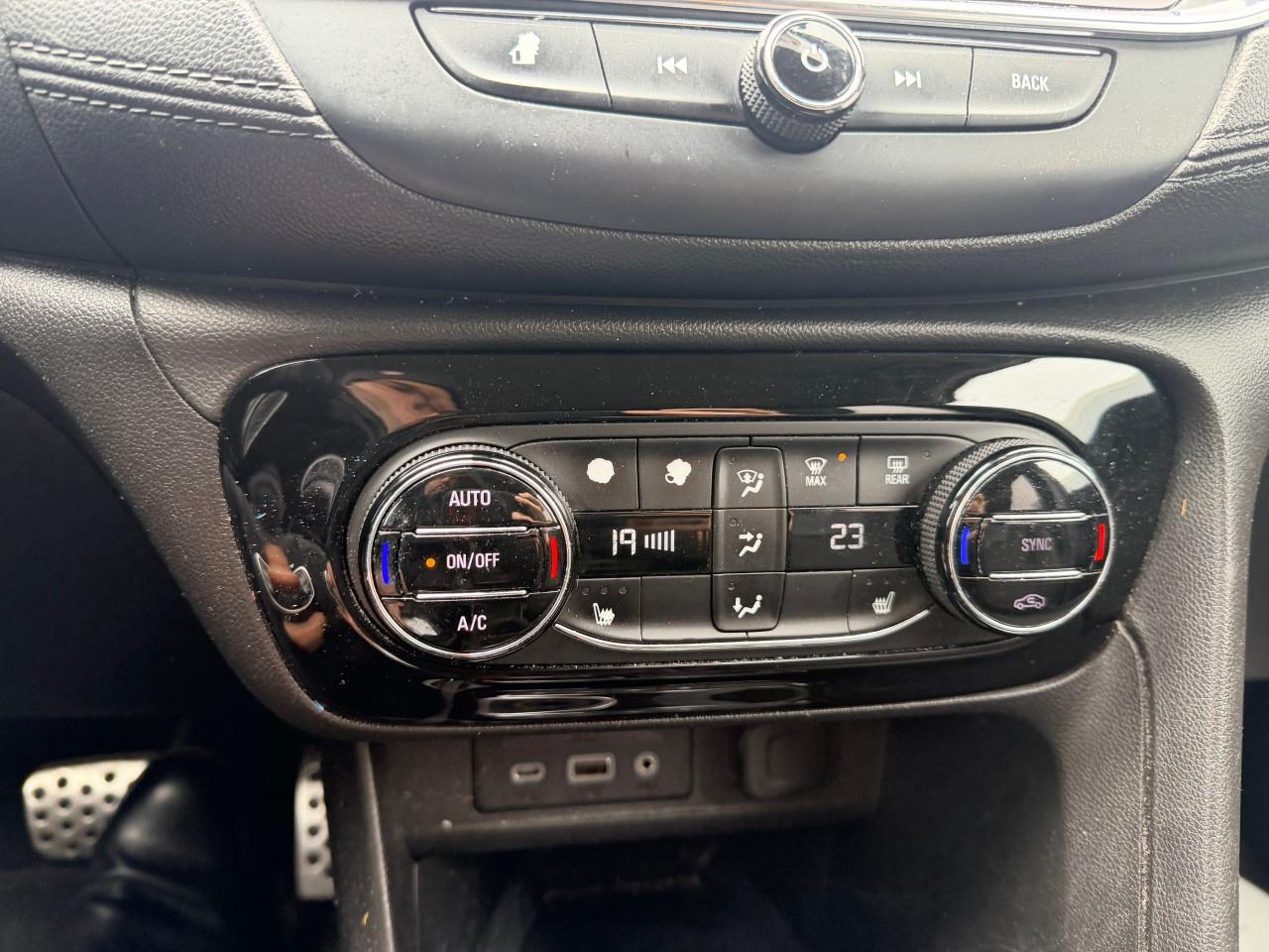 2021 Buick Encore GX Select AWD Photo