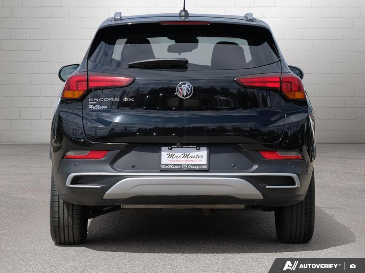 2021 Buick Encore GX Select AWD Photo3