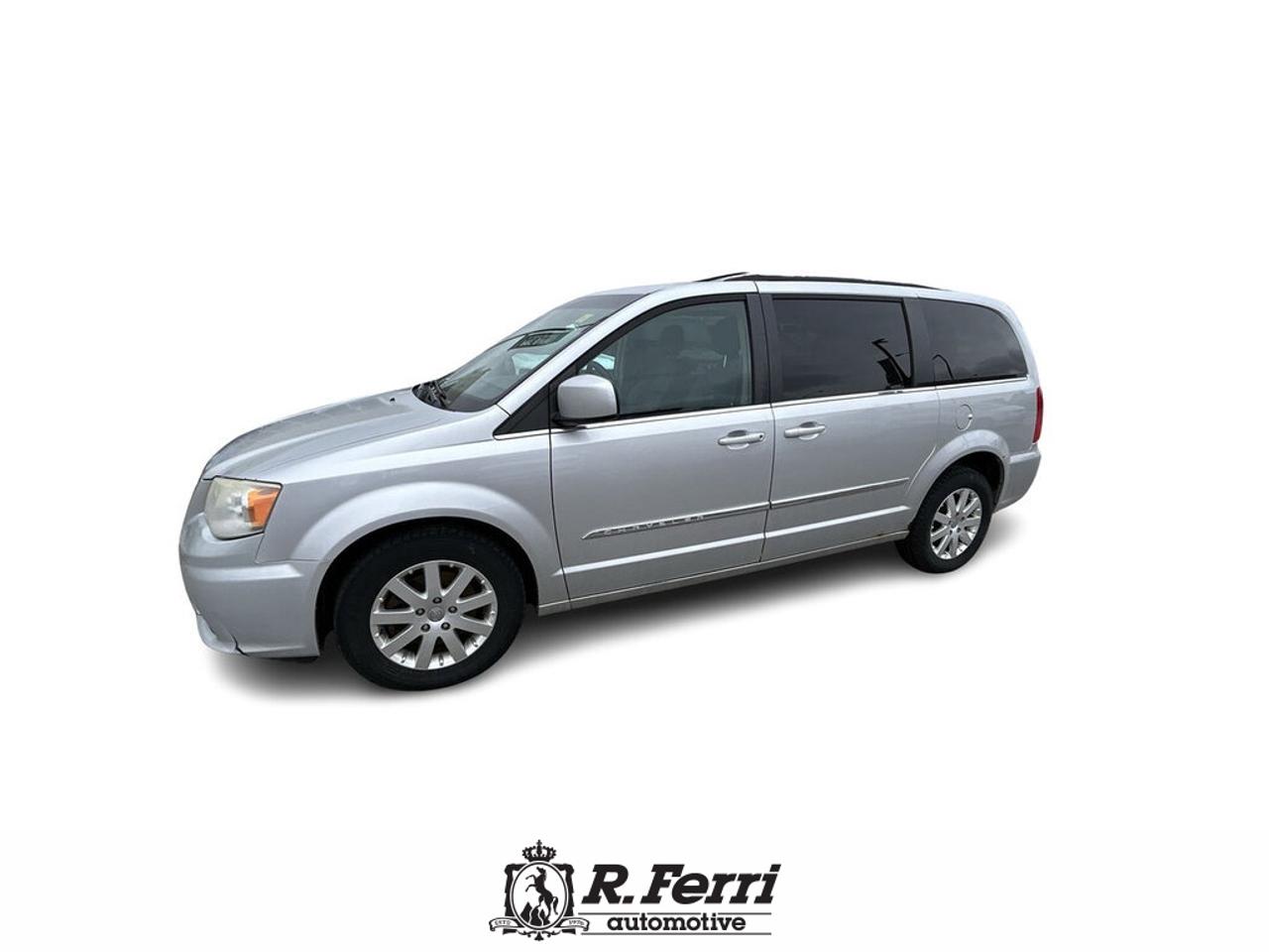 2012 Chrysler Town & Country  Photo