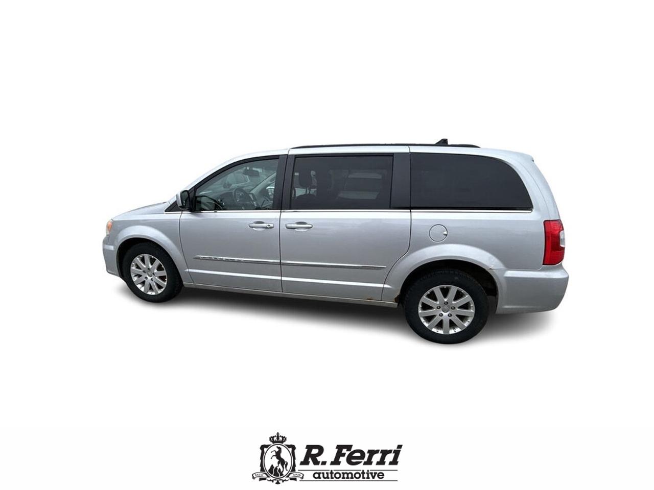 2012 Chrysler Town & Country  Photo