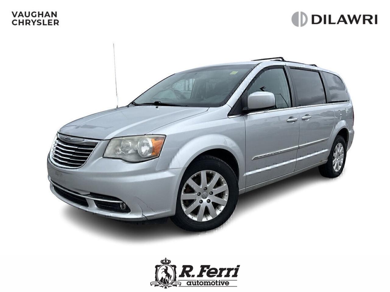 2012 Chrysler Town & Country  Photo0