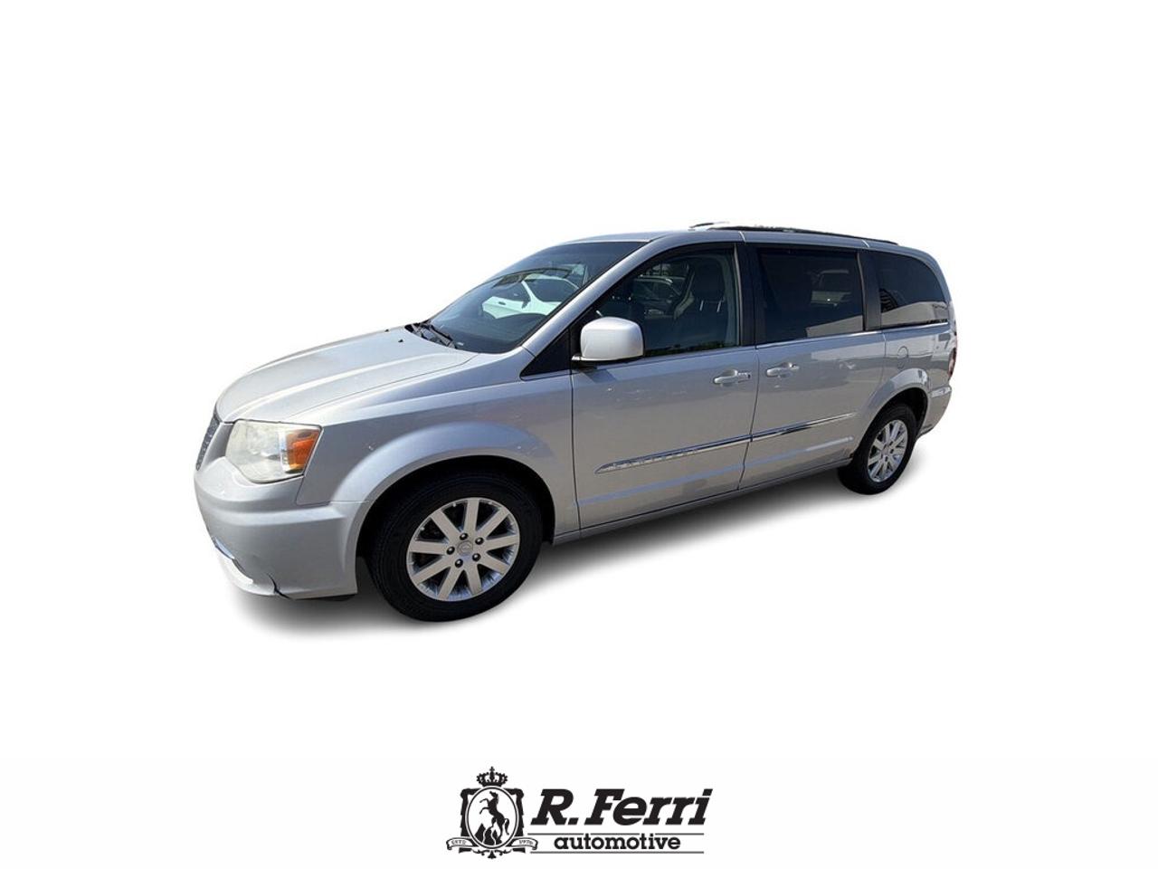 2012 Chrysler Town & Country  Photo