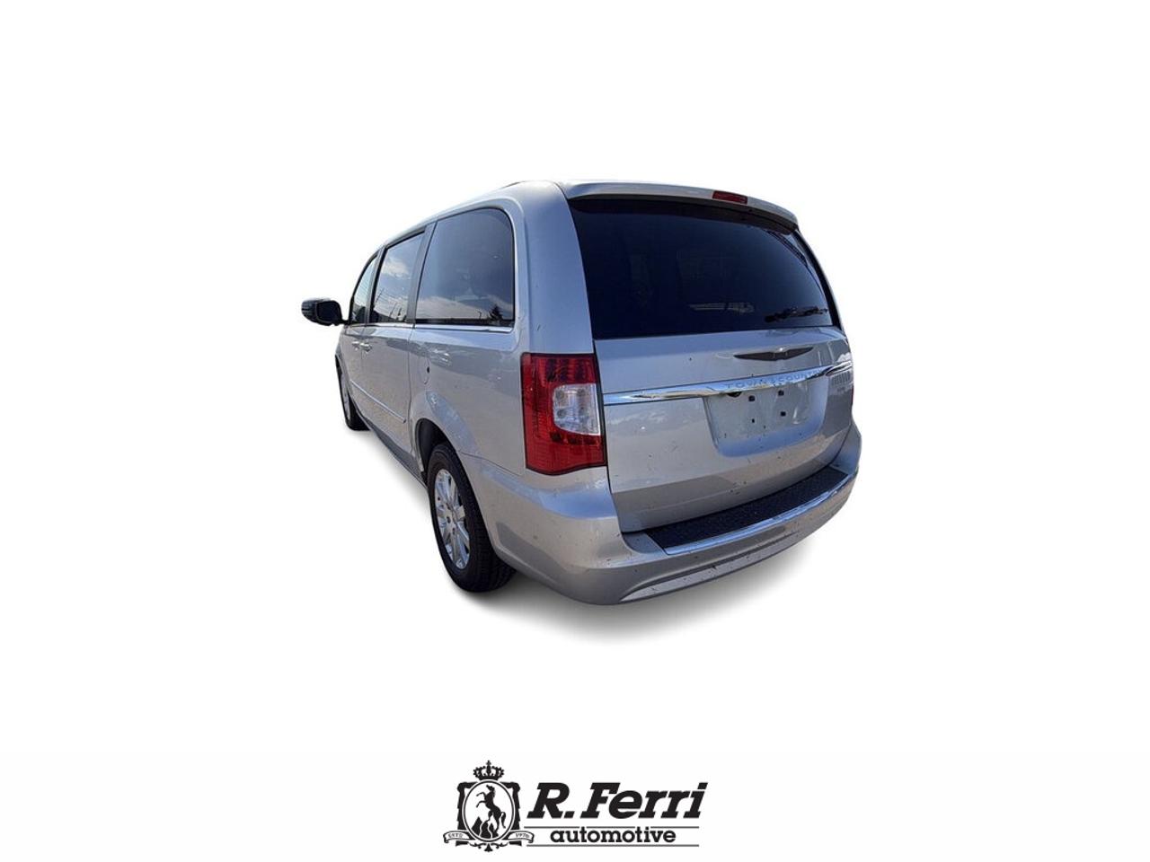 2012 Chrysler Town & Country  Photo