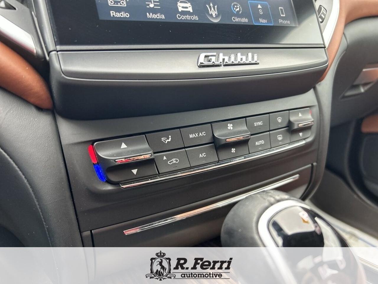 2018 Maserati Ghibli  Photo