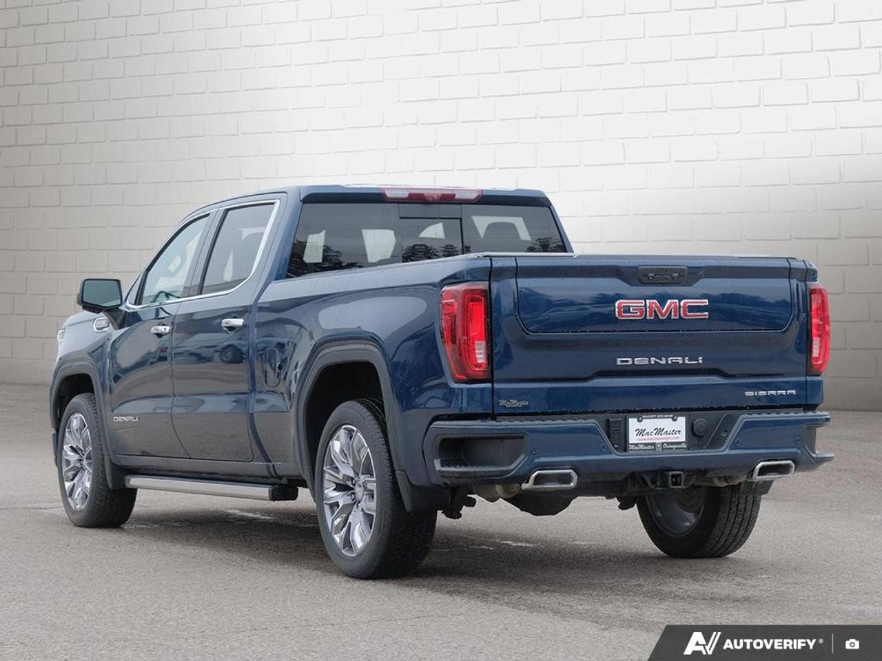 2023 GMC Sierra 1500 Crew Cab Standard Box 4-Wheel Drive Denali Photo2