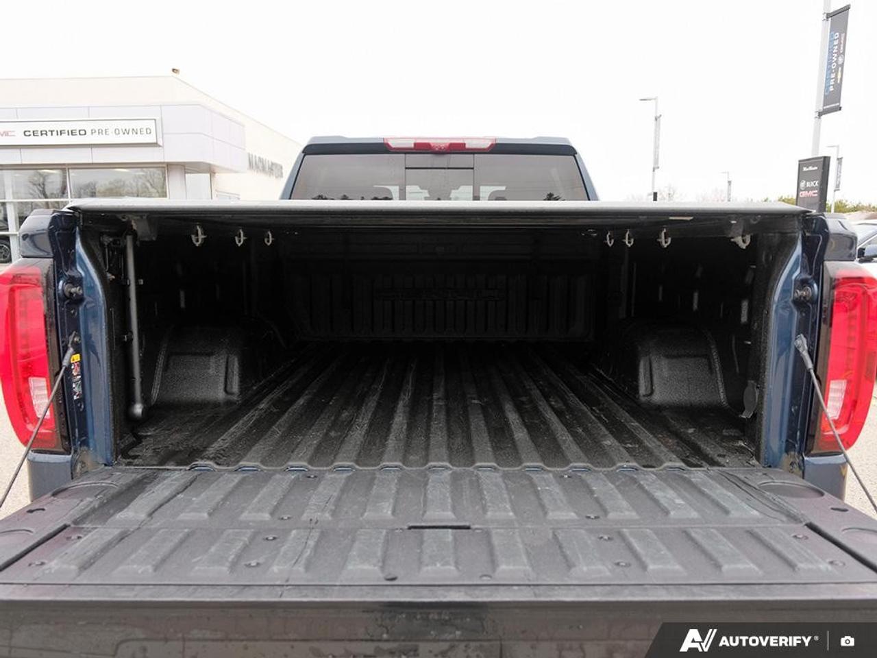 2023 GMC Sierra 1500 Crew Cab Standard Box 4-Wheel Drive Denali Photo