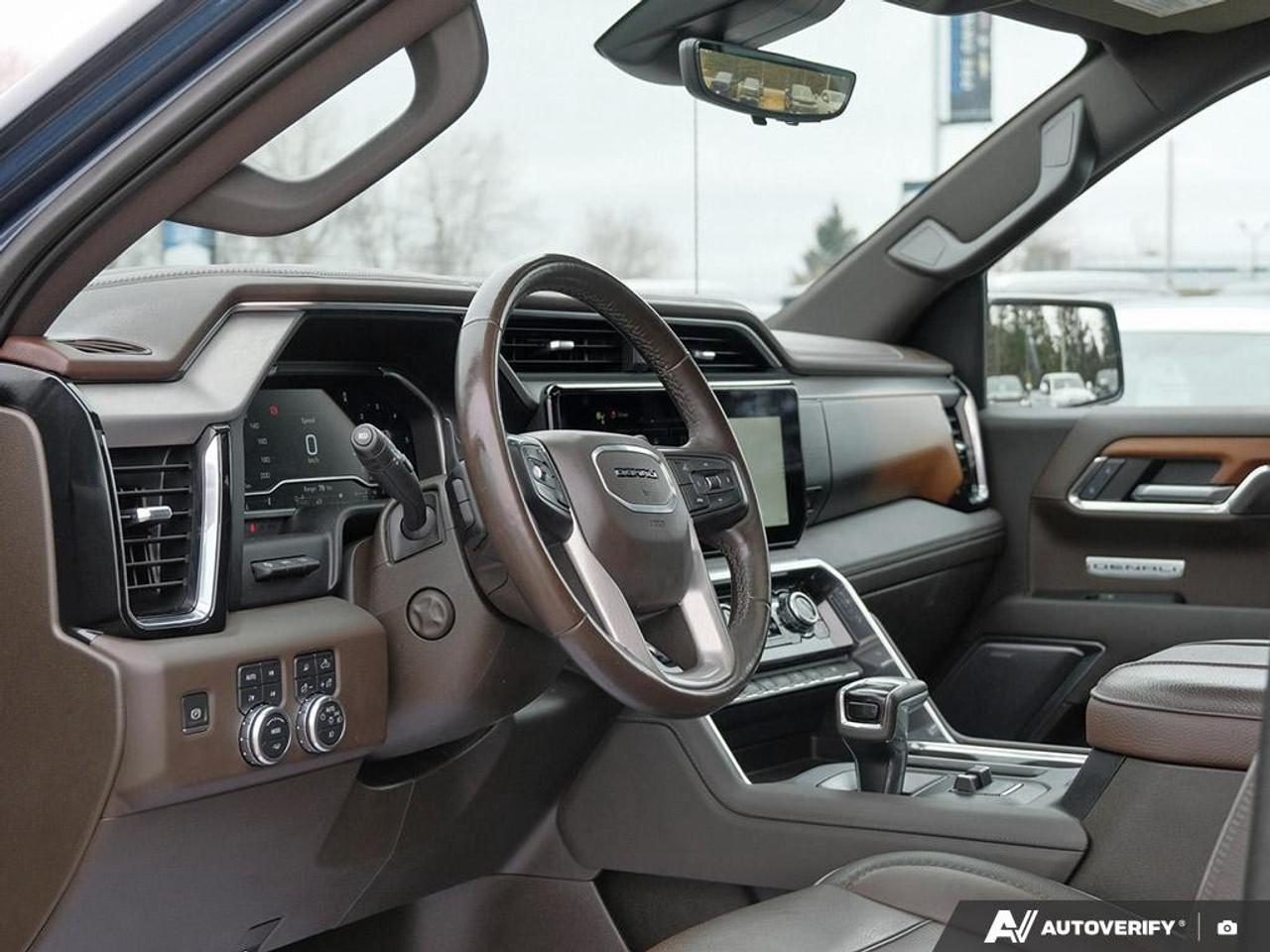 2023 GMC Sierra 1500 Crew Cab Standard Box 4-Wheel Drive Denali Photo