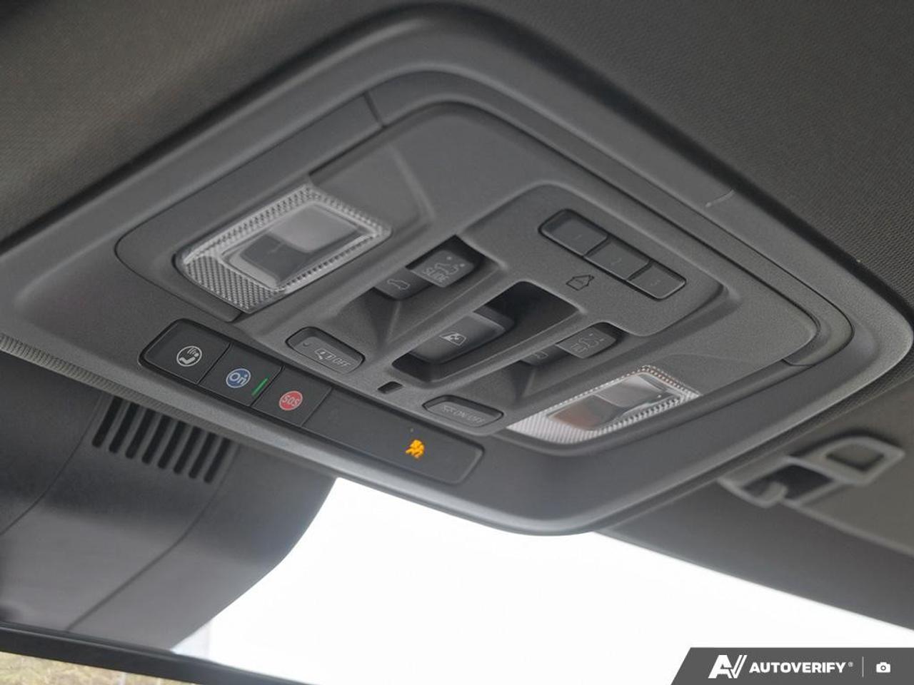 2023 GMC Sierra 1500 Crew Cab Standard Box 4-Wheel Drive Denali Photo