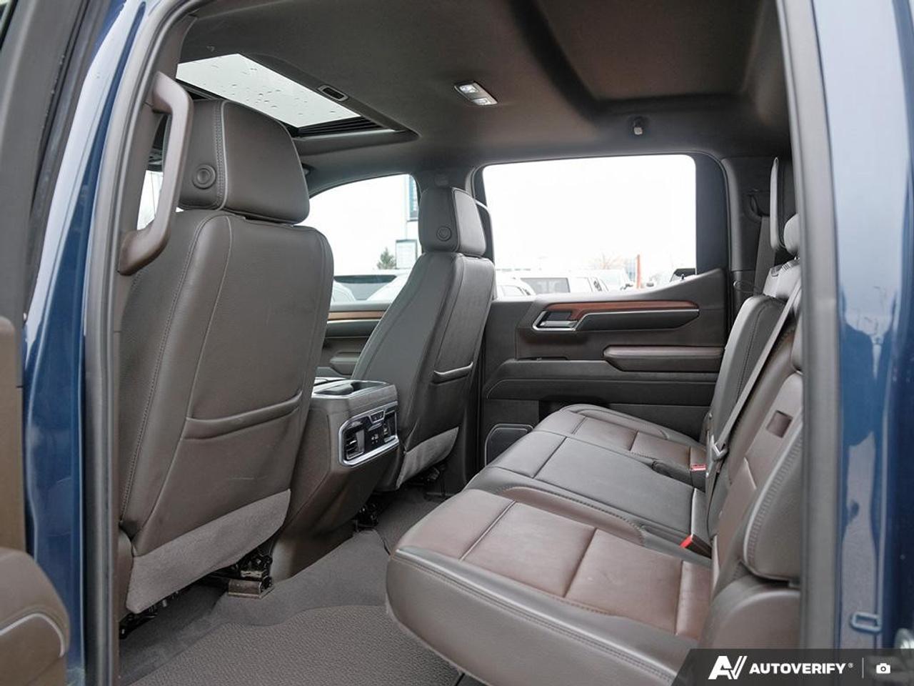 2023 GMC Sierra 1500 Crew Cab Standard Box 4-Wheel Drive Denali Photo