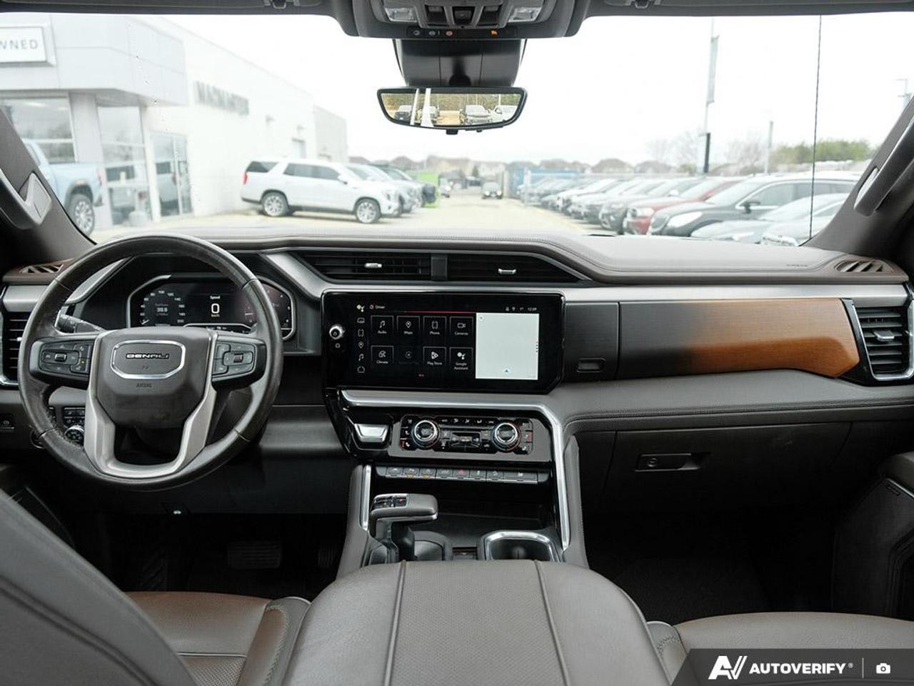 2023 GMC Sierra 1500 Crew Cab Standard Box 4-Wheel Drive Denali Photo