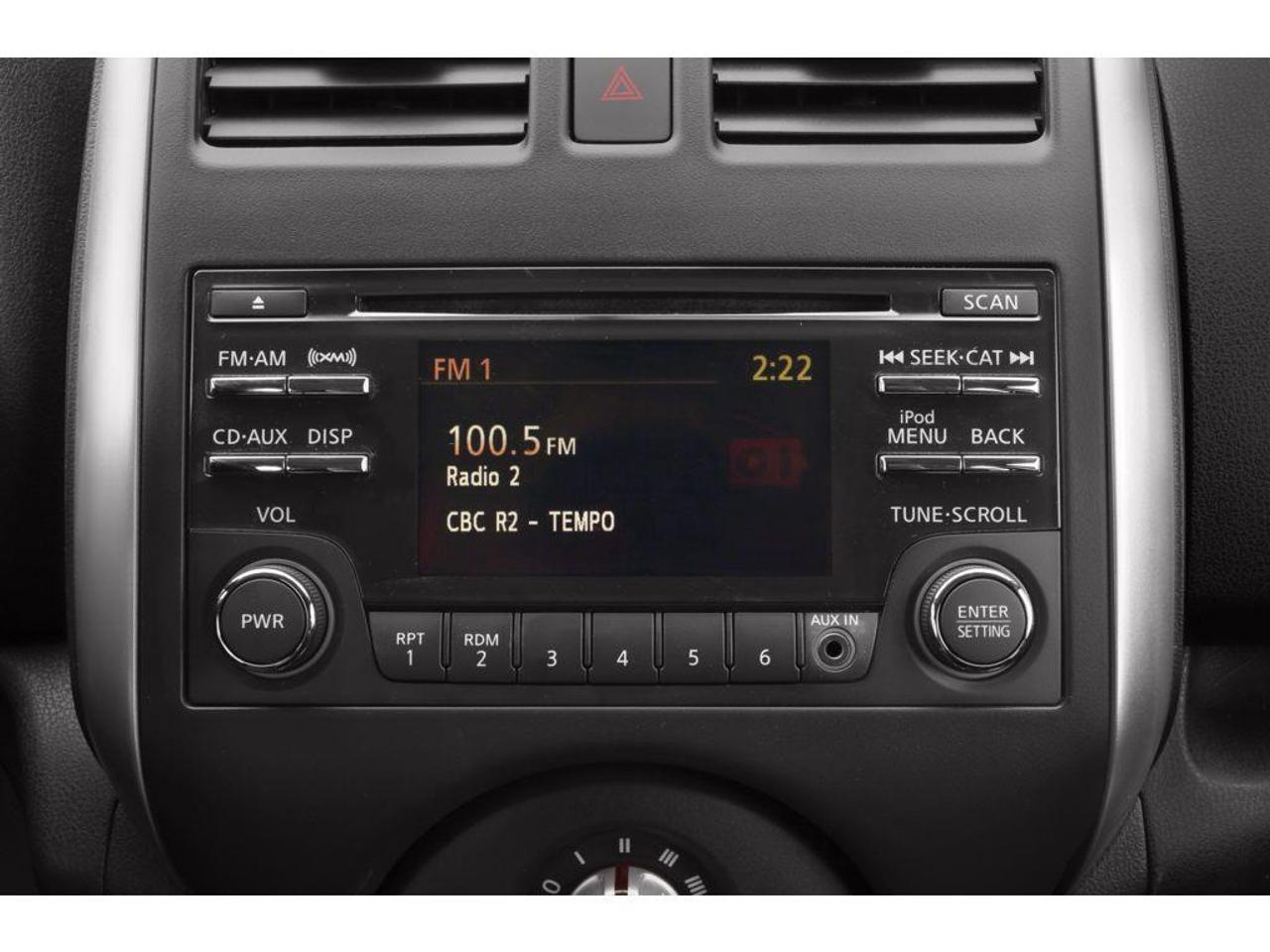 2014 Nissan Versa Note 1.6 SL (CVT) 4dr Hatchback Photo