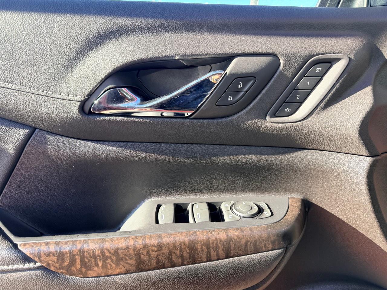 2022 GMC Acadia AWD DENALI Photo